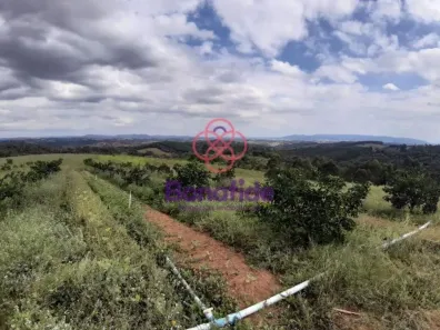 Fazenda/Sítio com 3 Quartos à venda, 140000m² no Caxambu, Jundiaí