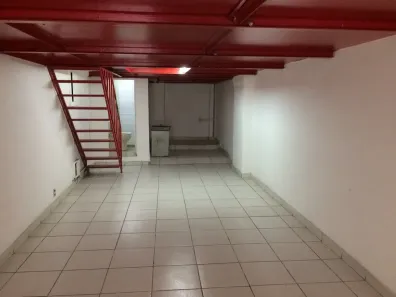 Ponto Comercial à venda, 71m² no Copacabana, Rio de Janeiro