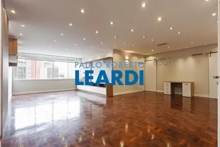 Apartamento com 3 Quartos à venda, 200m² no Cerqueira César, São Paulo