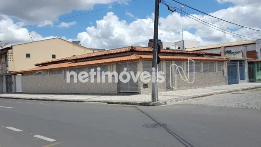 Casa com 4 Quartos para alugar, 540m² no Brasília, Feira de Santana