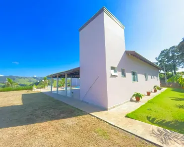 Fazenda/Sítio com 3 Quartos à venda, 2000m² no Centro, Socorro