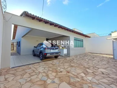 Casa com 4 Quartos para alugar, 210m² no Morada da Colina, Uberlândia