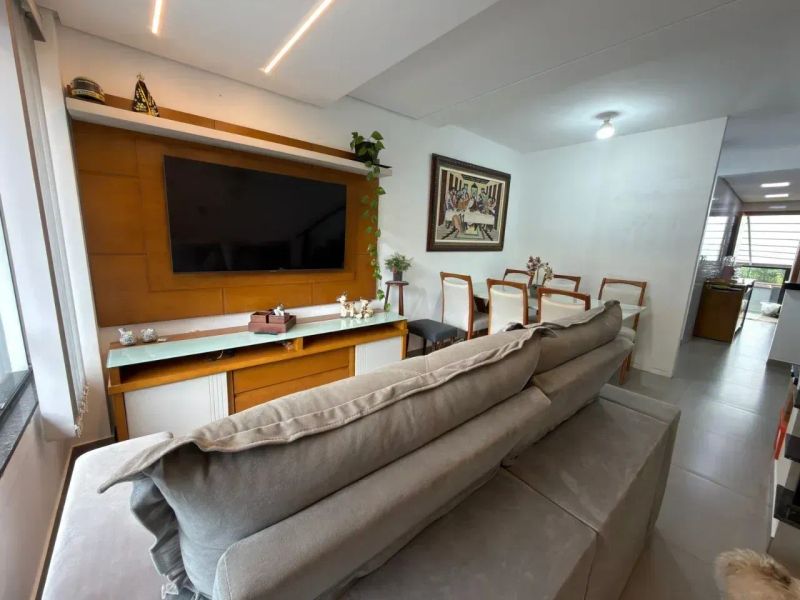 Casa com 3 quartos — Alto Caiçaras, Belo Horizonte