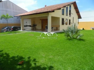 Casa com 4 Quartos à venda, 340m² no Camboinhas, Niterói