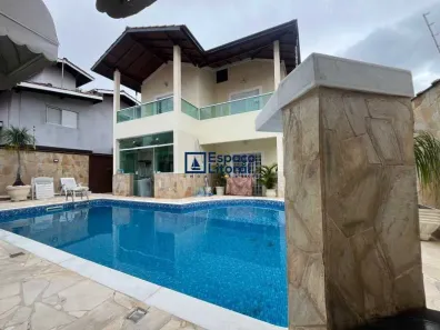 Sobrado com 5 Quartos à venda, 360m² no Indaiá, Caraguatatuba
