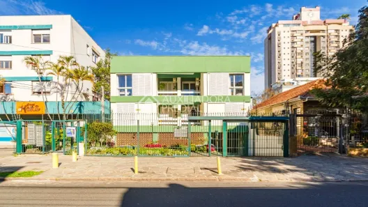 Apartamento com 2 Quartos à venda, 74m² no Santo Antônio, Porto Alegre