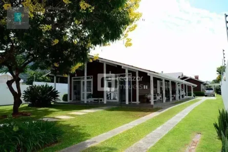 Casa de Condomínio com 2 Quartos à venda, 400m² no Lagoa da Conceição, Florianópolis