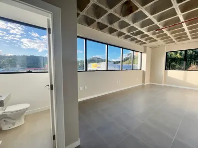Sala Comercial para alugar, 36m² no Saco Grande, Florianópolis