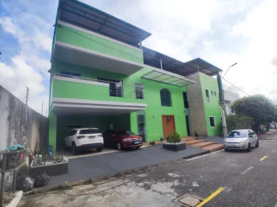 Casa de Condomínio com 5 Quartos à venda, 1200m² no Curió-Utinga, Belém