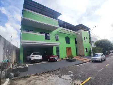 Sobrado com 5 Quartos à venda, 1200m² no Curió-Utinga, Belém