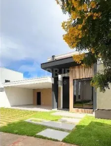 Casa de Condomínio com 3 Quartos à venda, 224m² no Laranjeiras, Uberlândia