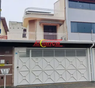 Sobrado com 3 Quartos à venda, 197m² no Jardim Santa Clara, Guarulhos