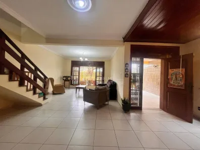 Imóvel Comercial com 4 Quartos para alugar, 260m² no Castanheira, Belém