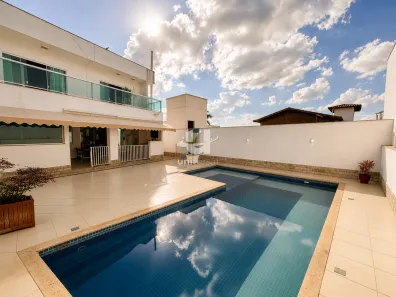 Casa de Condomínio com 4 Quartos à venda, 304m² no São Pedro, Juiz de Fora