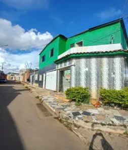 Sobrado com 4 Quartos à venda, 200m² no Setor Habitacional Sol Nascente, Brasília