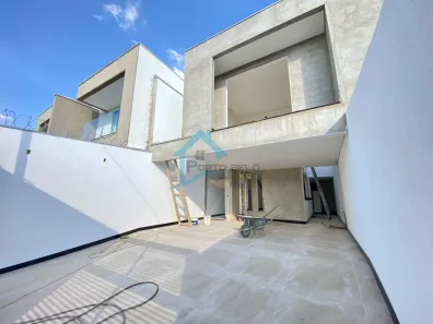 Casa com 3 Quartos à venda, 225m² no Chácara Contagem, Contagem