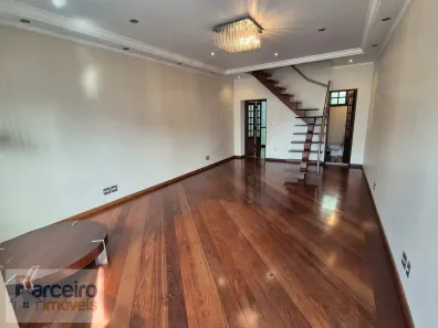 Casa com 3 Quartos à venda, 303m² no Chácara Seis de Outubro, São Paulo
