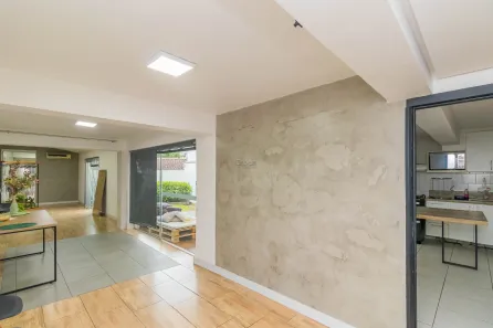 Casa com 4 Quartos à venda, 337m² no Chácara das Pedras, Porto Alegre
