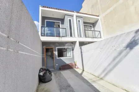 Sobrado com 2 Quartos à venda, 70m² no Cidade Industrial, Curitiba