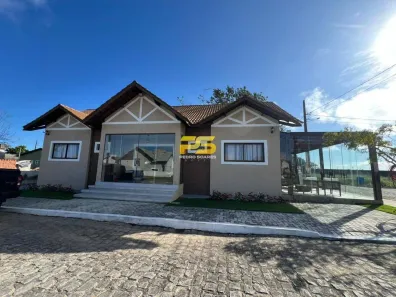Casa de Condomínio com 3 Quartos para alugar, 200m² no , Bananeiras