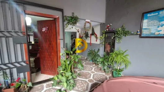 Casa com 2 Quartos à venda, 142m² no Jardim Espanha, Uberaba