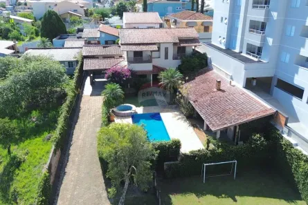 Imóvel Comercial com 3 Quartos à venda, 431m² no Jardim Bela Vista, Jaguariúna