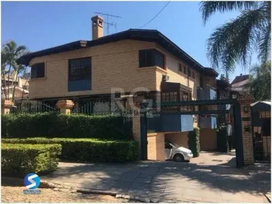 Casa de Condomínio com 3 Quartos à venda, 334m² no Boa Vista, Porto Alegre