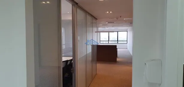 Sala Comercial para alugar, 163m² no Alphaville Industrial, Barueri