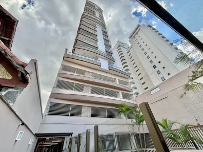 Apartamento com 2 Quartos para alugar, 142m² no Centro, Juiz de Fora
