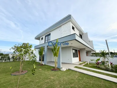 Sobrado com 3 Quartos à venda, 100m² no Sertão do Maruim, São José