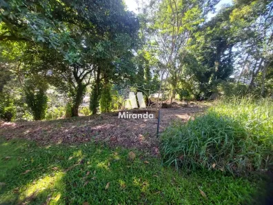 Lote/Terreno à venda, 647m² no Limoeiro, Guapimirim