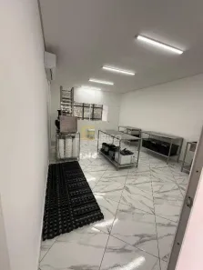 Sala Comercial para alugar, 50m² no Jardim Trevo, Jundiaí