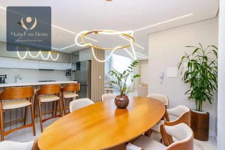 Casa de Condomínio com 3 Quartos à venda, 200m² no Xaxim, Curitiba