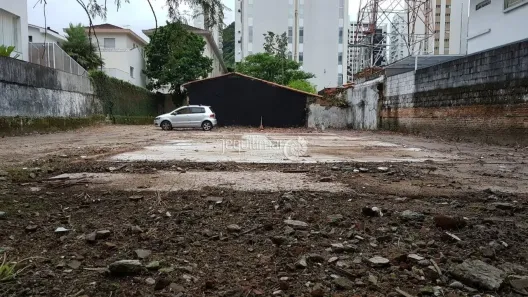 Lote/Terreno para alugar, 654m² no Pitangueiras, Guarujá