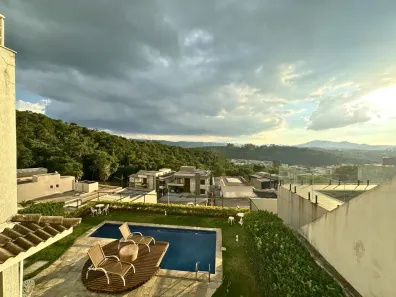 Casa de Condomínio com 5 Quartos para venda ou aluguel, 350m² no Alphaville, Santana de Parnaíba