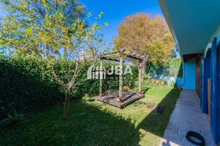Casa com 3 Quartos à venda, 203m² no Cajuru, Curitiba