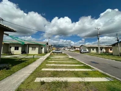 Casa com 2 Quartos à venda, 70m² no Senador Carlos Jereissati, Pacatuba