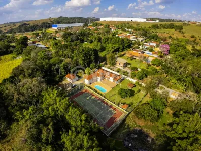 Fazenda/Sítio com 4 Quartos à venda, 270m² no Recanto das Estrelas, Itatiba