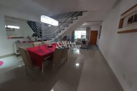 Sobrado com 3 Quartos à venda, 250m² no Parque Sevilha, São Paulo
