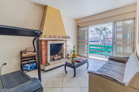 Casa com 3 Quartos à venda, 221m² no Jardim Sabará, Porto Alegre