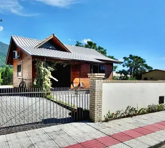 Casa com 2 Quartos à venda, 61m² no Praia de Fora, Palhoça