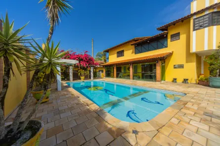 Casa com 6 Quartos à venda, 550m² no Califórnia, Itanhaém