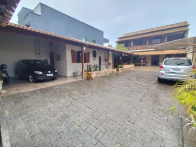 Casa com 4 Quartos à venda, 400m² no Copacabana, Belo Horizonte