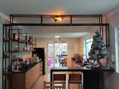Sobrado com 3 Quartos à venda, 180m² no Jardim das Indústrias, São José dos Campos