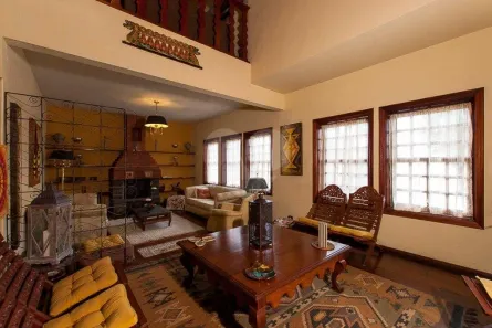 Casa com 5 Quartos para alugar, 354m² no Vila Monumento, São Paulo
