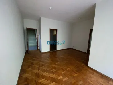 Apartamento com 3 Quartos para alugar, 110m² no Funcionários, Belo Horizonte