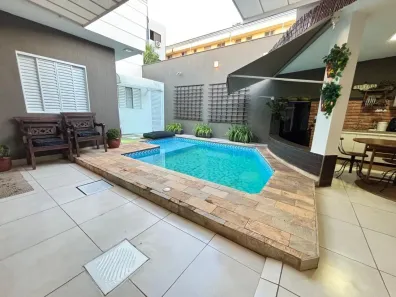 Casa com 3 Quartos à venda, 233m² no Patrimônio, Uberlândia