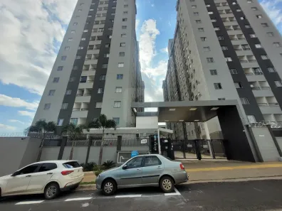 Apartamento com 2 Quartos para alugar, 45m² no Martins, Uberlândia