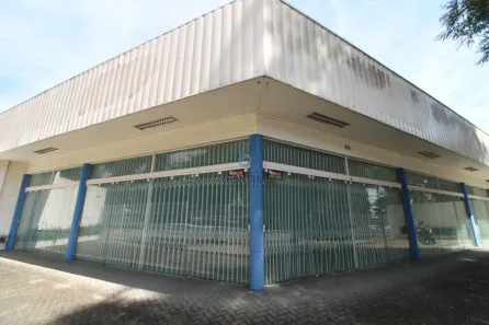Ponto Comercial para alugar, 200m² no Portão, Curitiba