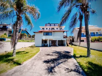 Casa com 3 Quartos à venda, 150m² no Vila Nova, Imbituba